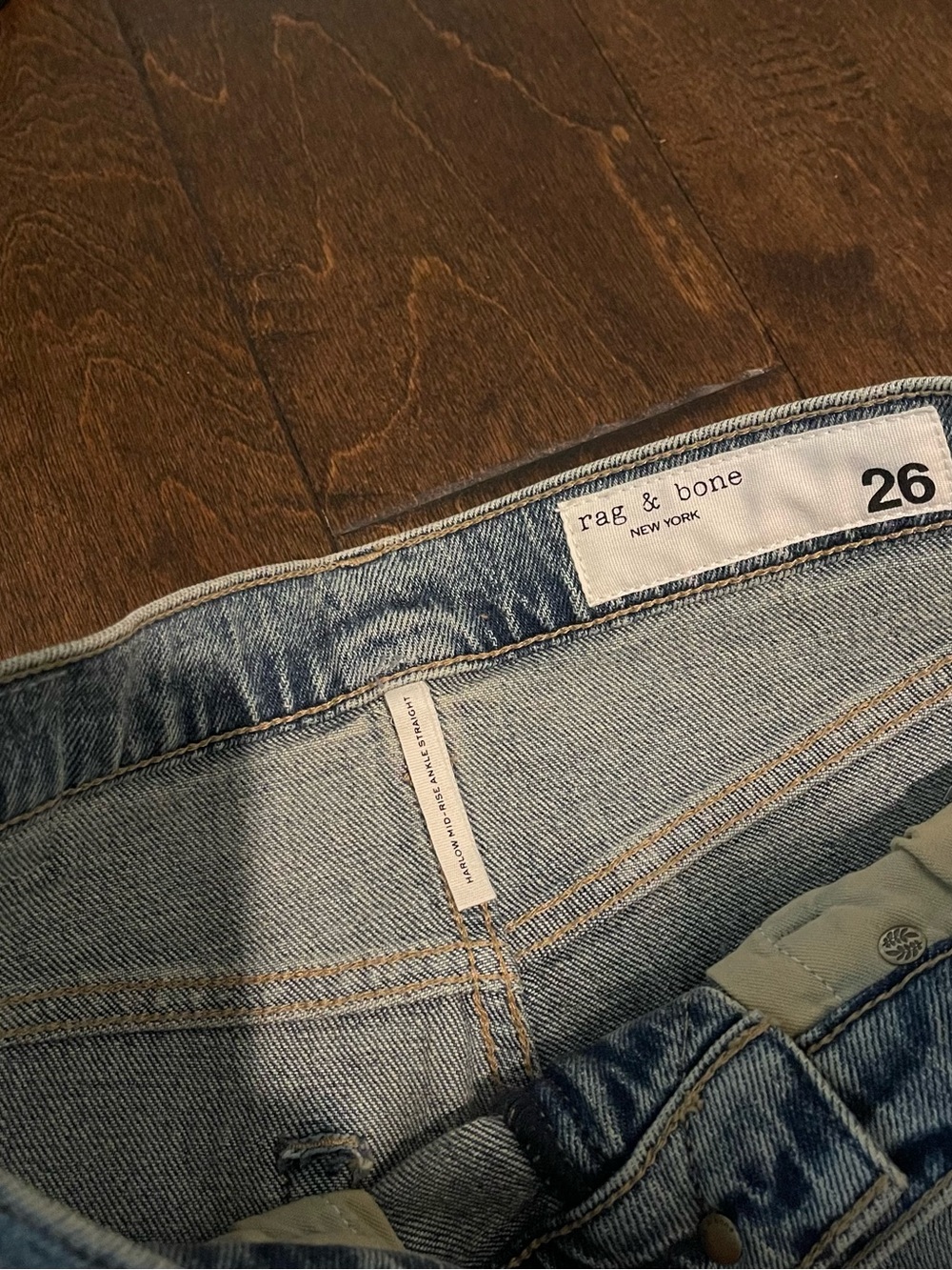 rag & bone Harlow Mid-Rise Ankle Straight Jeans - Picture 9 of 9